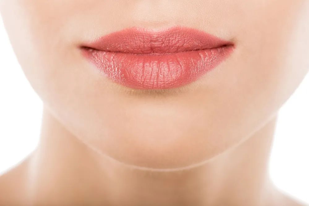 唇部的保养_唇部保养方法_唇部的保养要点是什么